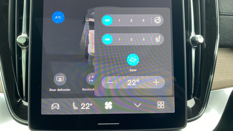 Volvo XC90 2.0 T8 PHEV Plus Dark 5dr AWD Geartronic Estate